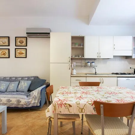 Apartment Ada